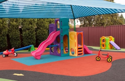 Báo giá thi công công trình sân chơi ngoài trời cho bé