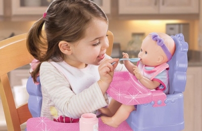 Đồ chơi búp bê sành điệu cho các cô công chúa nhỏ