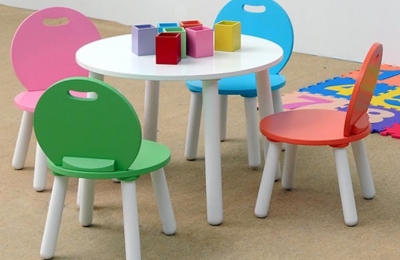 Tư vấn cách chọn ghế cho các bé mầm non