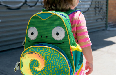 Các dụng cụ trong cặp mang đi học của bé mầm non