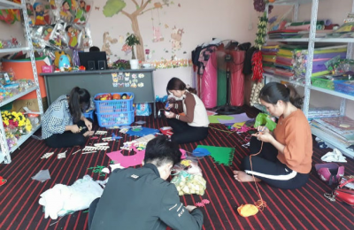 Cô giáo mầm non thi tài làm đồ chơi dành cho bé