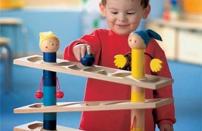 Chọn thiết bị đồ chơi mầm non tốt nhất cho bé