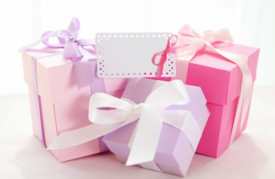 Đồ chơi quà tặng thôi nôi cho bé