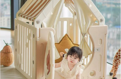 Nhà đồ chơi cho bé bằng nhựa an toàn tiện dụng