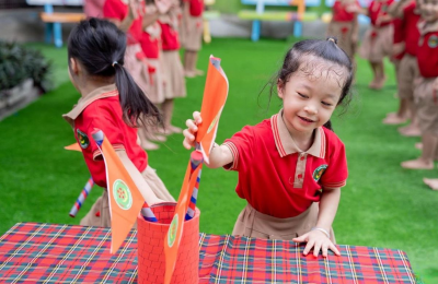 Nhà đồ chơi cho bé tuổi mầm non
