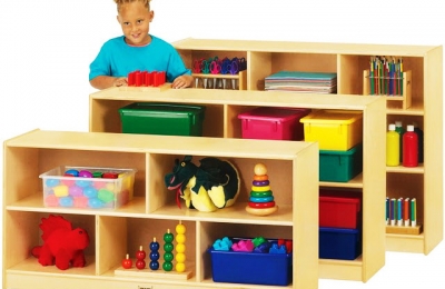 Hướng dẫn chọn tủ đồ chơi mầm non phù hợp cho bé