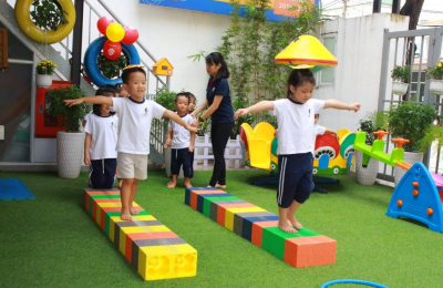Nhóm sản phẩm đồ chơi ngoài trời dành cho trẻ mầm non