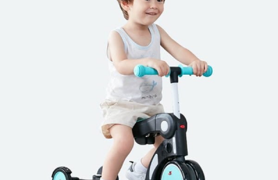 Cách chọn xe chòi chân cho bé trai và bé gái