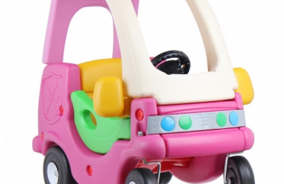 Xe chòi chân ô tô món đồ chơi thật ý nghĩa cho bé