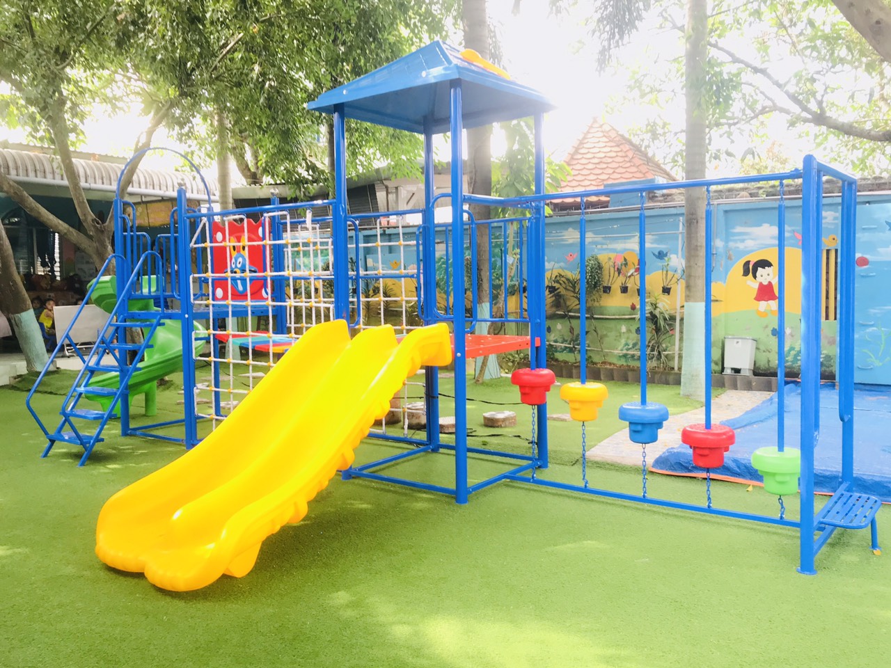 Cầu trượt 2 máng có xích đu _ CT 006