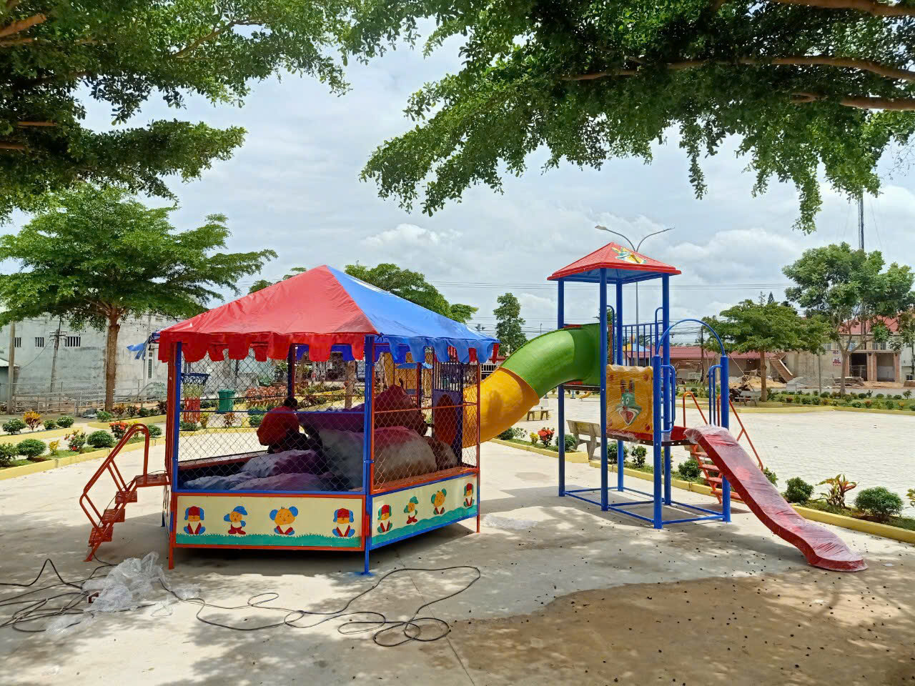 Nhà Banh Liên Hoàn Cầu Trượt _NB 003A