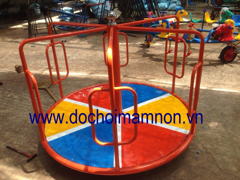 Đu quay tròn cho trường mầm non