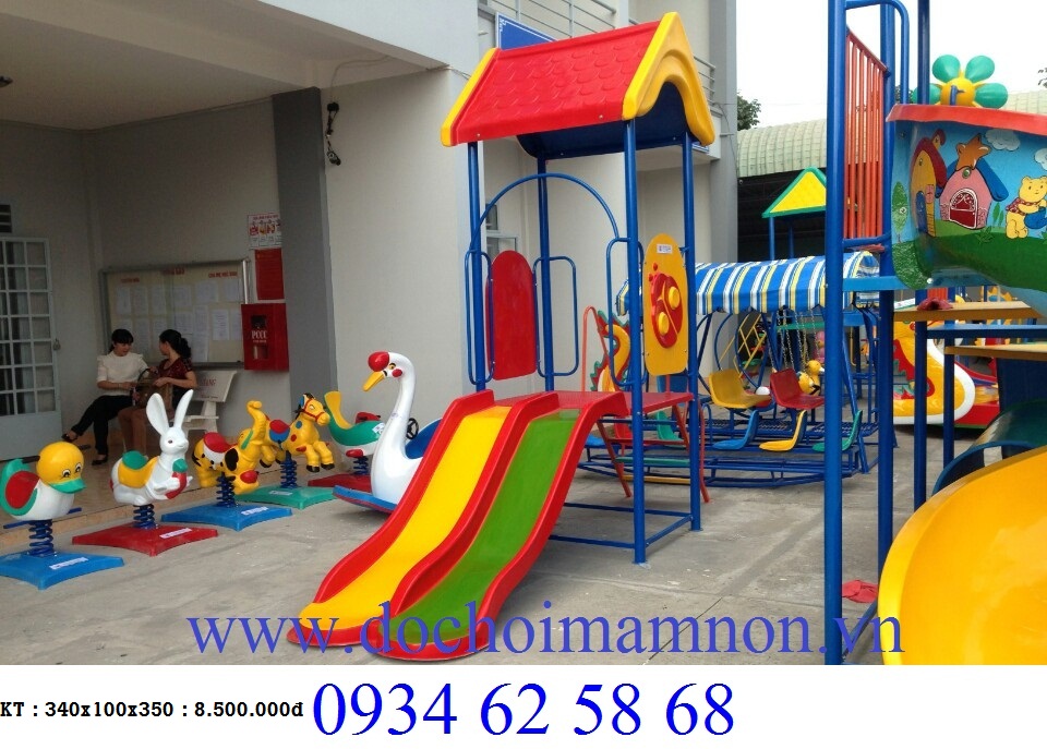 Cầu trượt máng đôi có mái che_CT 116