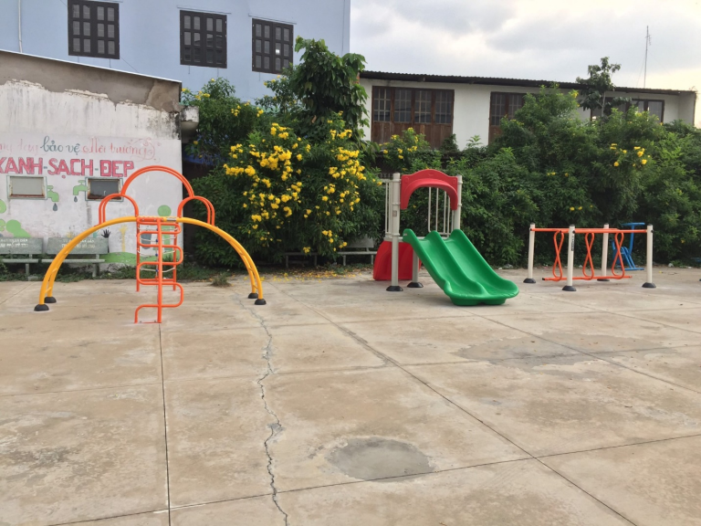 Danh mục thiết bị đồ chơi ngoài trời mầm non