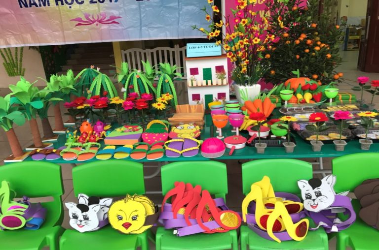 Hội thi làm đồ chơi mầm non bé khoẻ bé ngoan