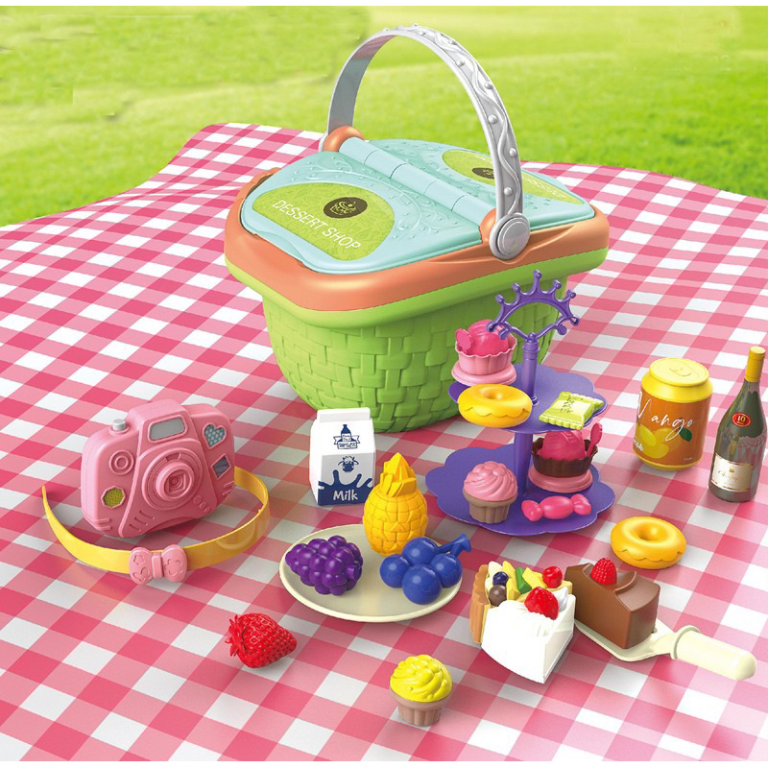 Bộ đồ chơi picnic: Bộ bát đĩa nhựa để chơi đóng vai ăn uống ngoài trời