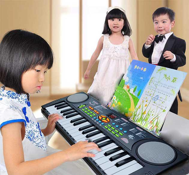 Đồ chơi âm nhạc cho trẻ mầm non