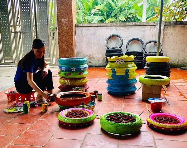 Đồ chơi mầm non từ phế liệu cho bé mầm non