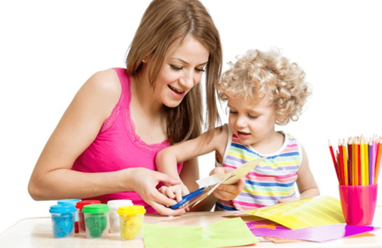 Làm đồ chơi mầm non handmaden từ guyên vật liệu có sẵn