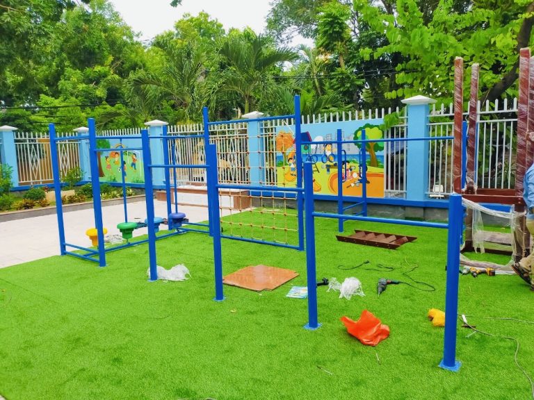 Chọn cây xanh cho trường và khu vui chơi cho bé mầm non