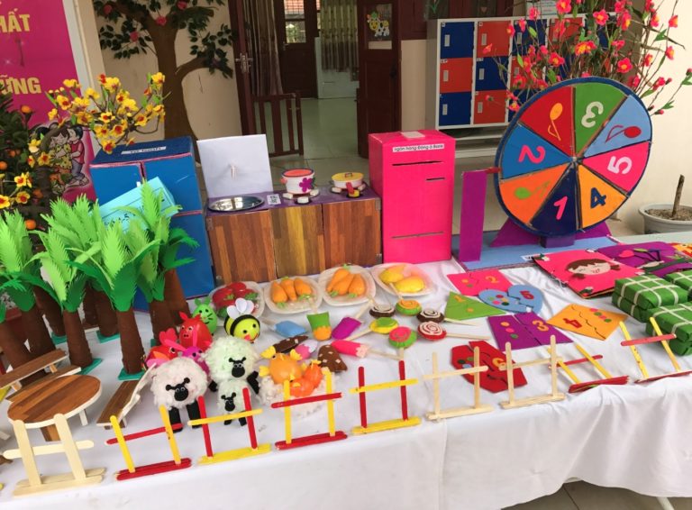 Top 10 hình ảnh đồ chơi mầm non tự làm cực đáng yêu