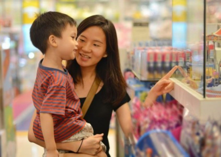 Đồ chơi mầm non trong nhà là gì? Cách lựa chọn