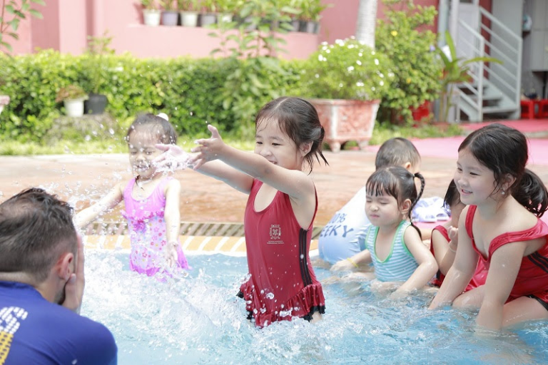 Cảm xúc của trẻ mầm non vấn đề bậc phụ huynh cần quan tâm