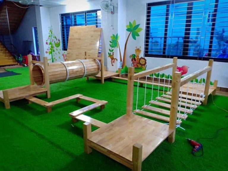 Danh mục đồ chơi ngoài trời mầm non