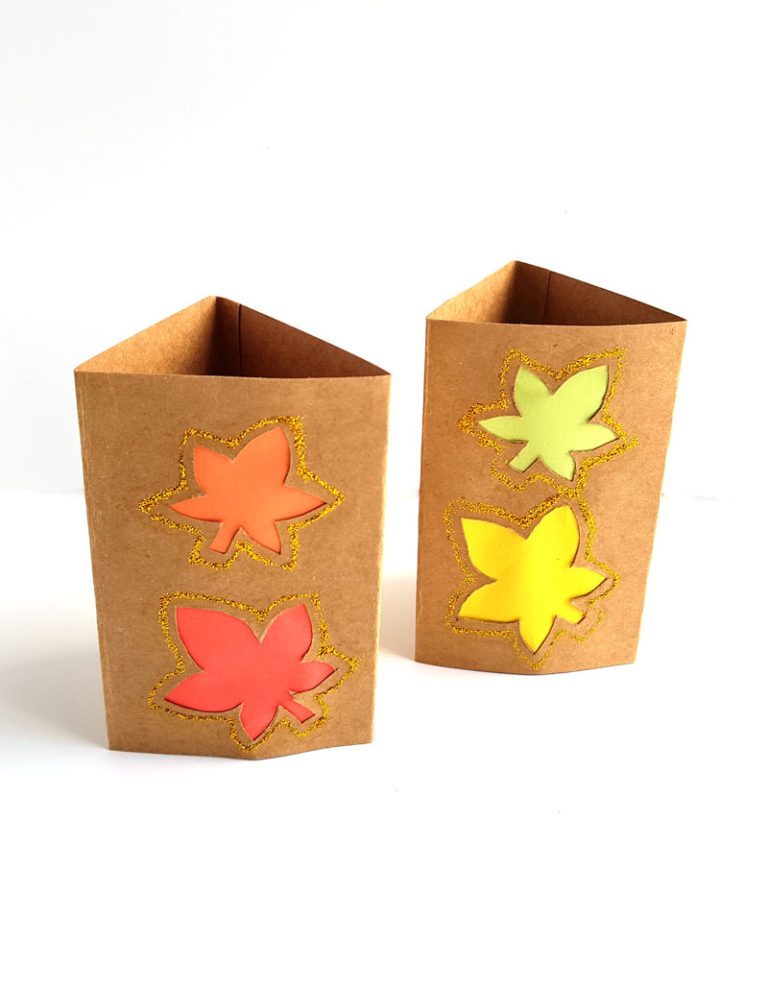 Đồ dùng đồ chơi mầm non tự tạo bằng giấy cho các bé trai