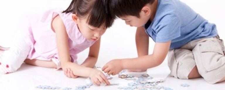 Đồ chơi lắp ghép ngôi nhà