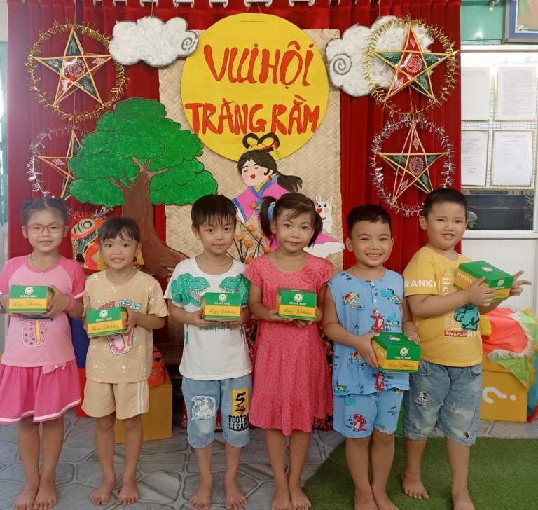 xây dựng lớp học hạnh phúc cho các bé trong trường mầm non