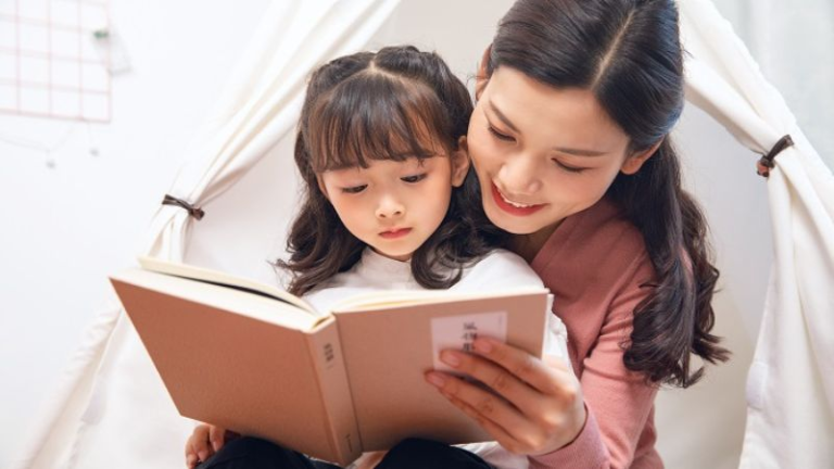 Cùng các ông bố bà mẹ tìm hiểu một ngày đến trường của bé