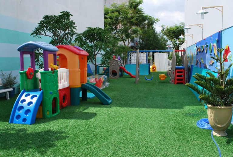 Nhà chơi liên hoàn vườn cổ tích công ty Vân Anh nhập khẩu