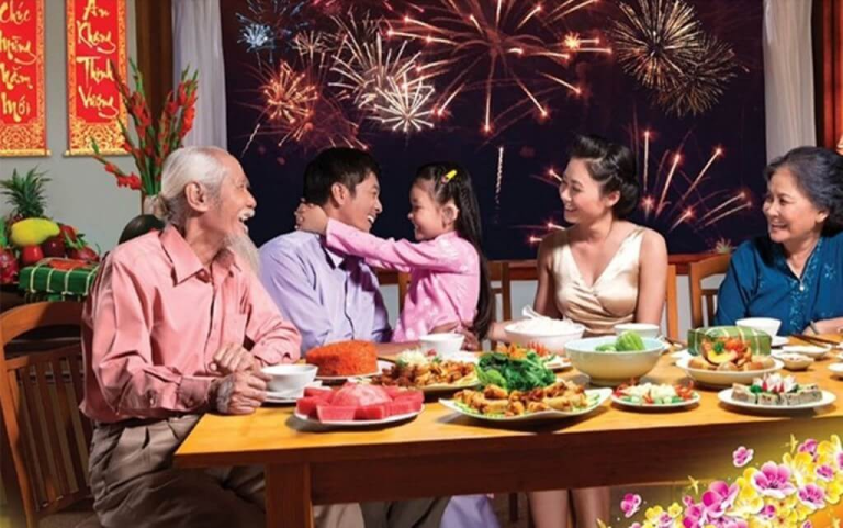 Các phong tục năm mới dành cho các bé