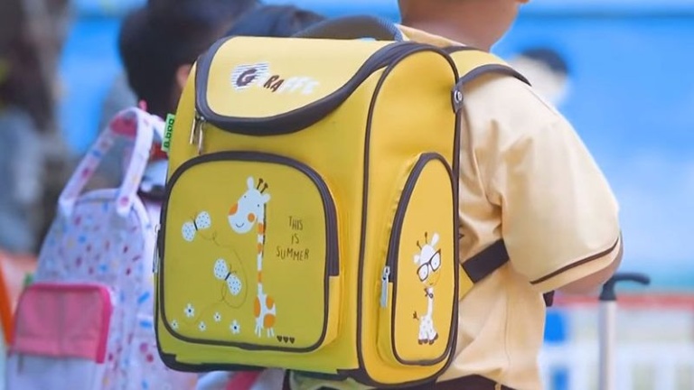 Gợi ý món quà tổng kết năm học ý nghĩa cho bé mầm non