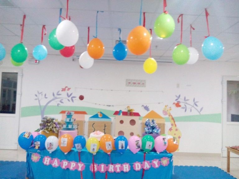 Trang trí góc sinh nhật cho bé mầm non