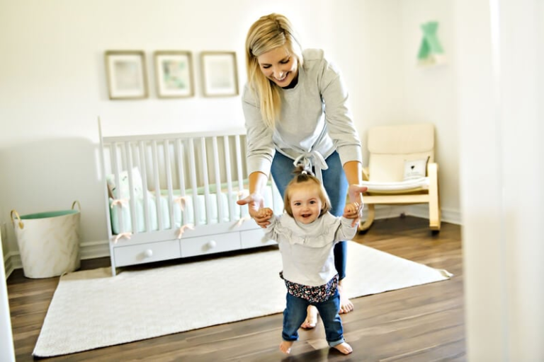 Những món đồ tập đi hiệu quả cho các bé