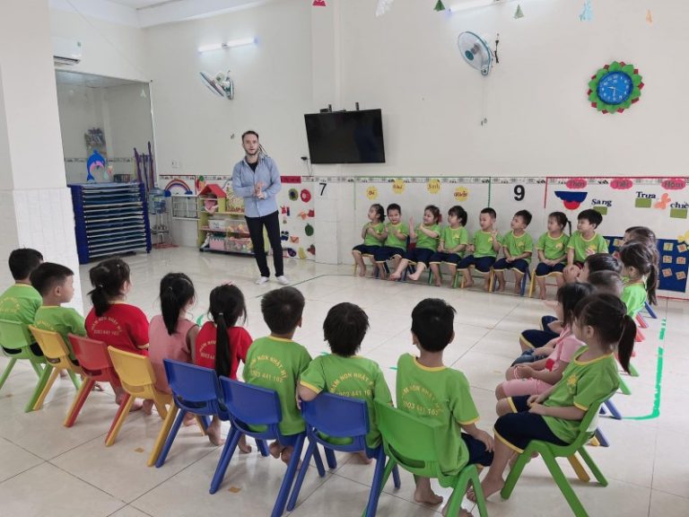 Trường mầm non tư thục ở Hóc Môn