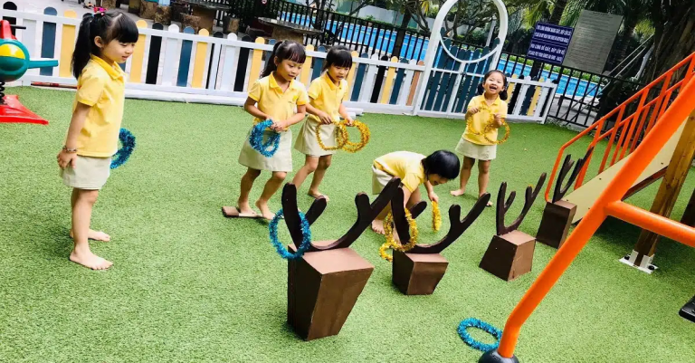 Nhóm sản phẩm đồ chơi ngoài trời dành cho trẻ mầm non