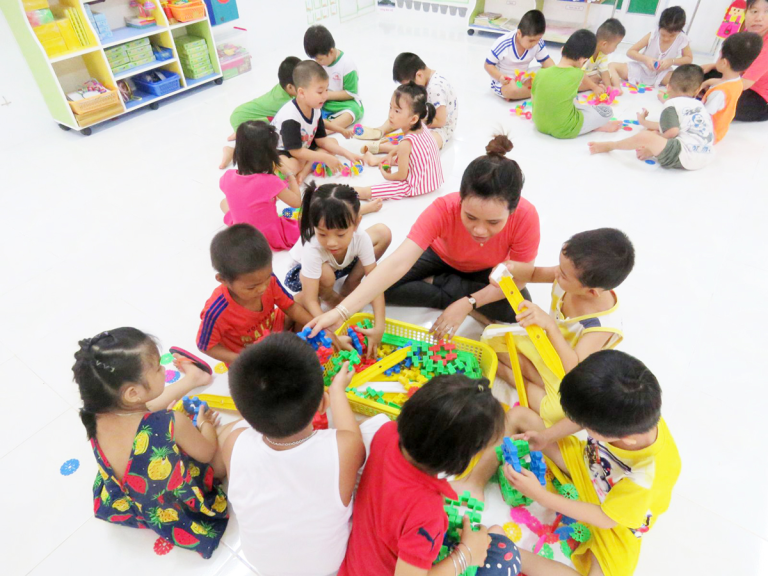 Giáo dục mầm non khởi đầu cho sự phát triển của bé