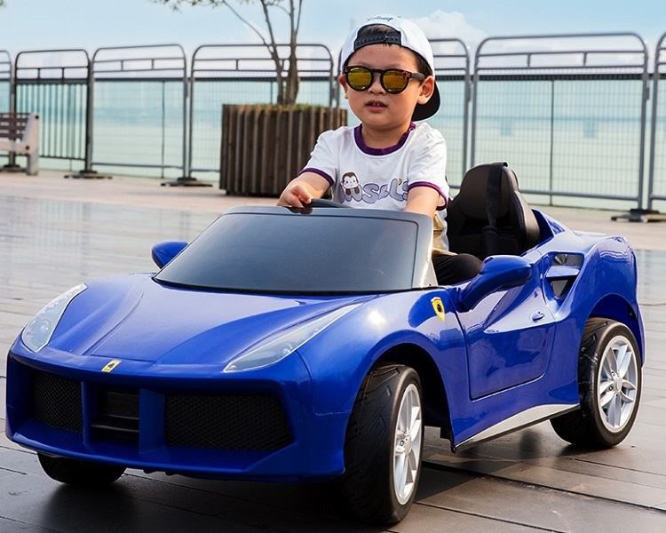 Xe đồ chơi trẻ em cao cấp