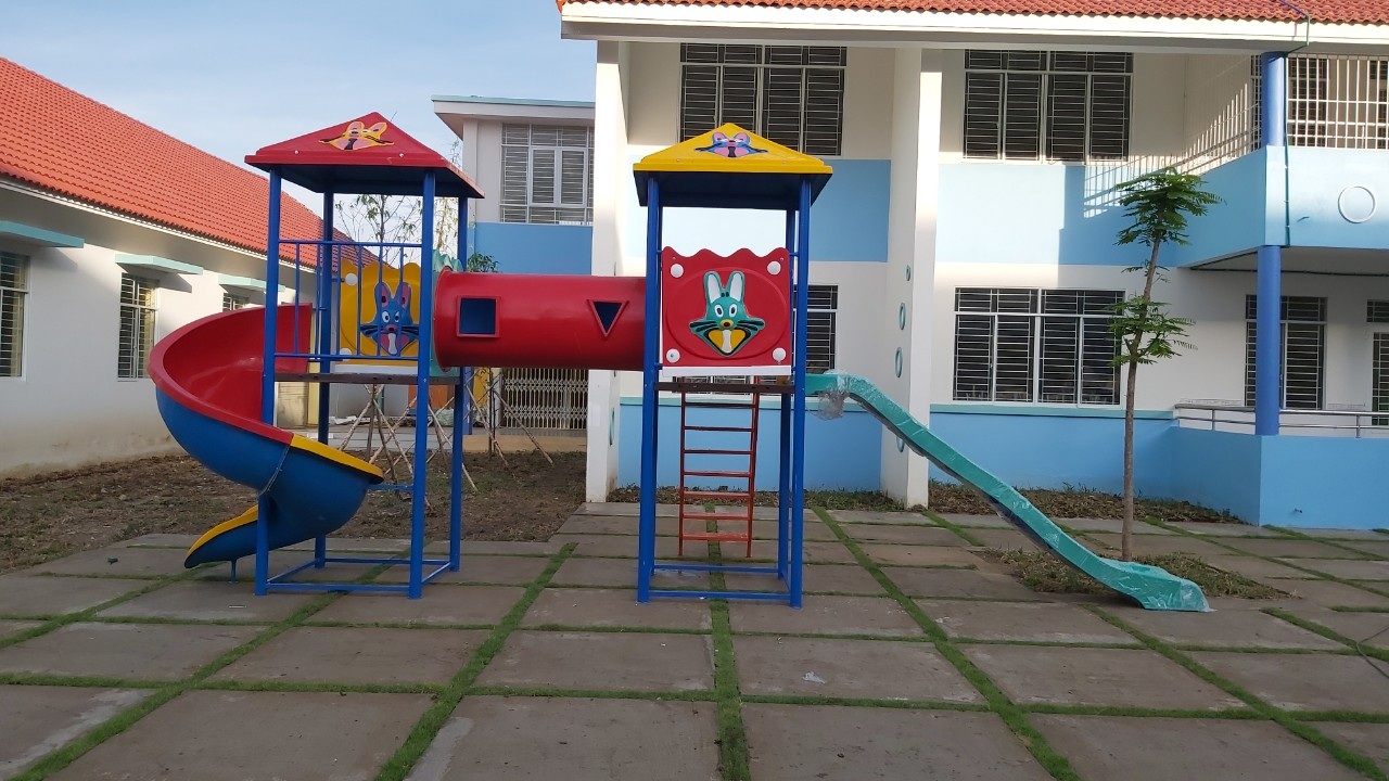 Cầu trượt nhựa composite_CT 071