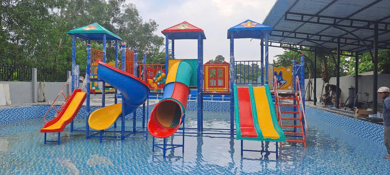 Cầu trượt hồ bơi_HB 011