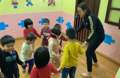 Các trò chơi dân gian tuổi thơ của các bé mầm non